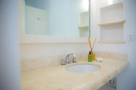 Xaman Ha House- Steps From The Beach! *
