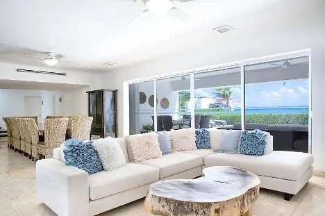 Xaman Ha House- Steps From The Beach! Playa del Carmen